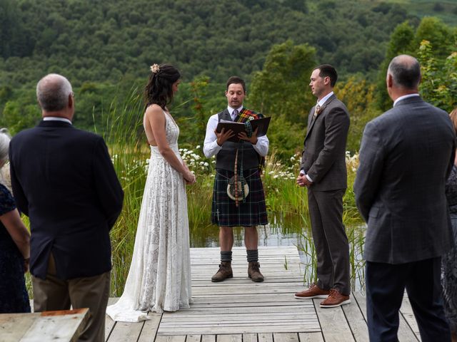 Sam and Ann&apos;s Wedding in Argyllshire, Argyll 15