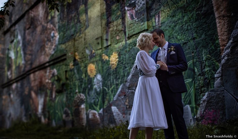 Nataliya and Ricardo's Wedding in Glasgow, Central & Glasgow