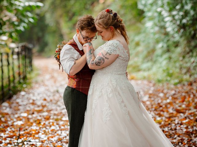 Rhodri and Bea&apos;s Wedding in Neath, Neath Port Talbot 28