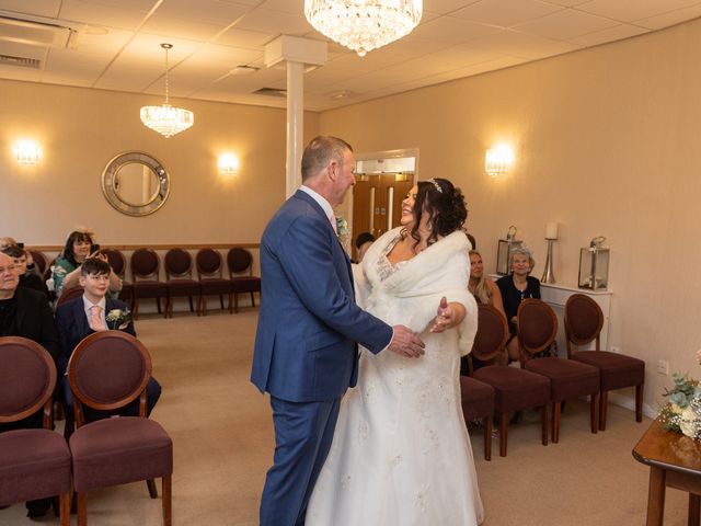 Cheryl and James's Wedding in Lichfield, Staffordshire 9