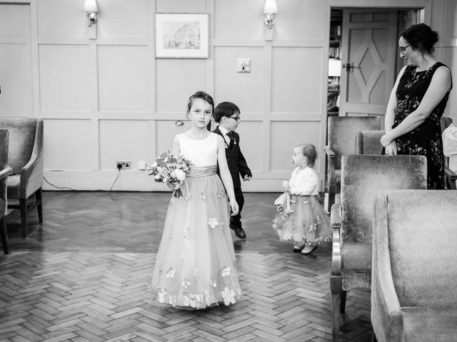 Gary and Becky's Wedding in Beaulieu, Hampshire 21