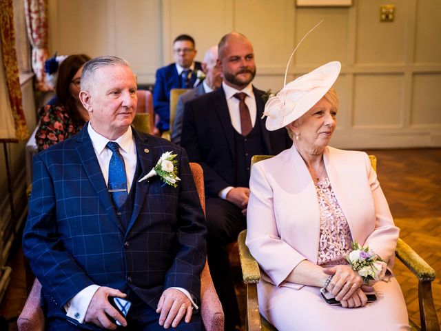 Gary and Becky's Wedding in Beaulieu, Hampshire 30