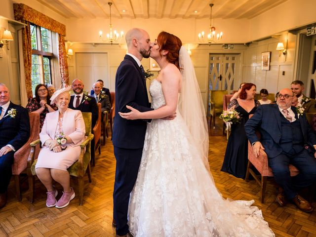 Gary and Becky's Wedding in Beaulieu, Hampshire 40