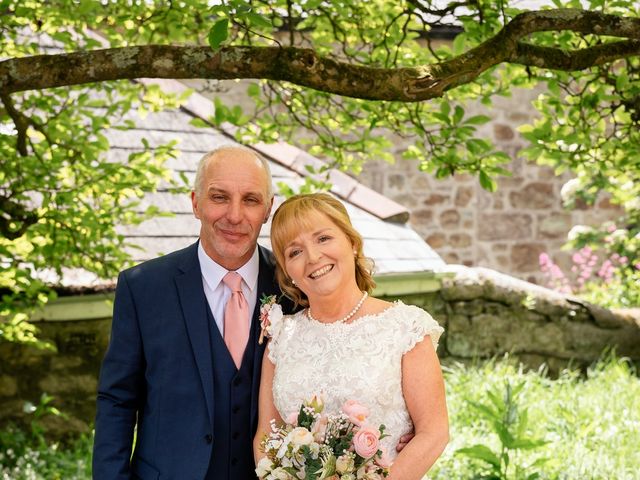 Susan and Robert's Wedding in Helston, Cornwall 4