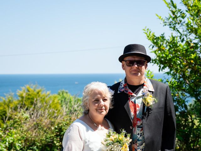 Lin and Mike's Wedding in St Austell, Cornwall 29