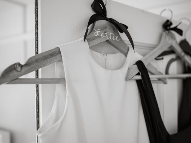 Alistair and Stephanie's Wedding in Rufford Abbey, Nottinghamshire 9