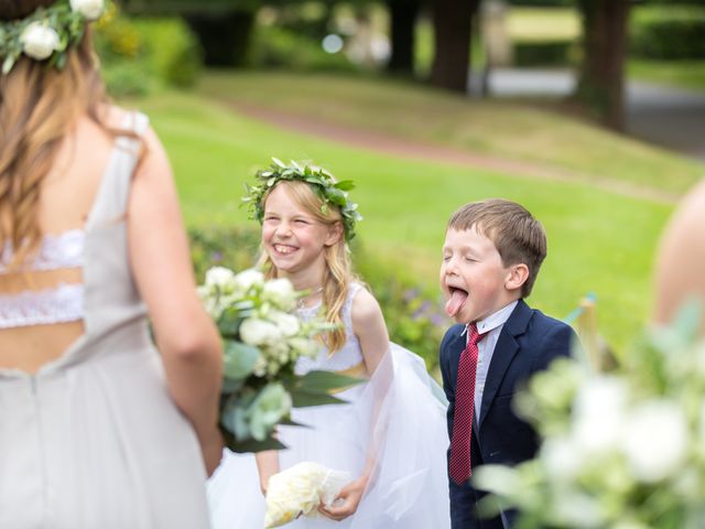 Jamie and Elle&apos;s Wedding in Poole, Dorset 9