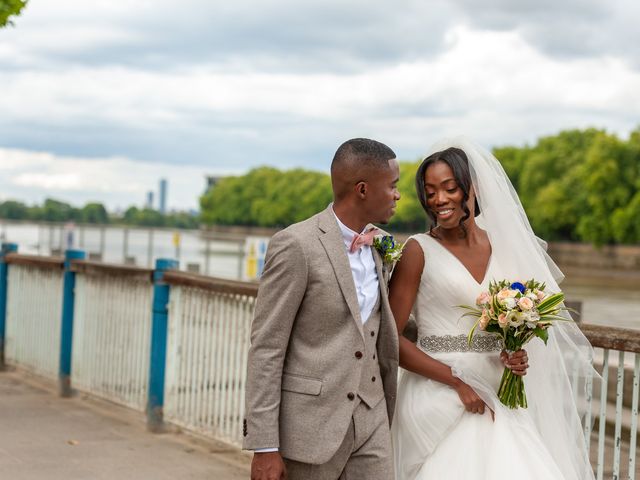 Aron and Khaleel&apos;s Wedding in Putney, South West London 14