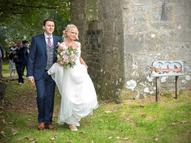 Ross and Beth&apos;s Wedding in Hakin, Pembrokeshire 6