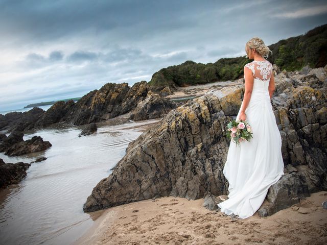 Ross and Beth&apos;s Wedding in Hakin, Pembrokeshire 8