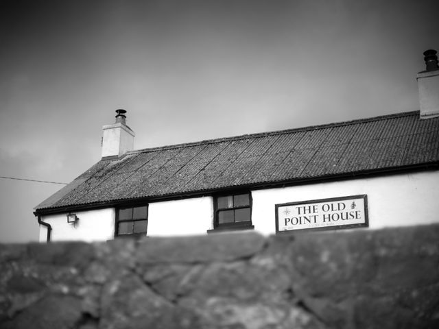 Ross and Beth&apos;s Wedding in Hakin, Pembrokeshire 9