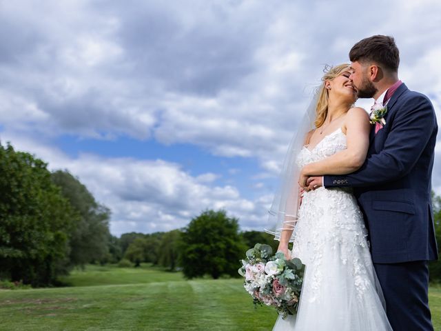 Cameron and Sian&apos;s Wedding in Bury St Edmunds, Suffolk 77