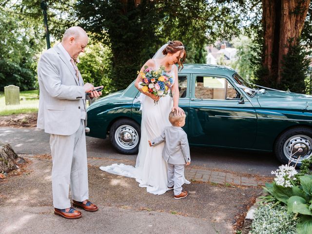 Ben and Lydia&apos;s Wedding in Leicester, Leicestershire 11