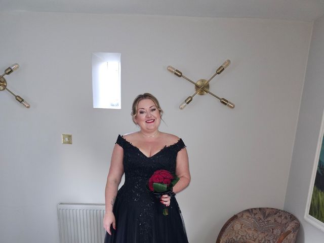 Peter  and Kelly 's Wedding in Makeney, Derbyshire 8