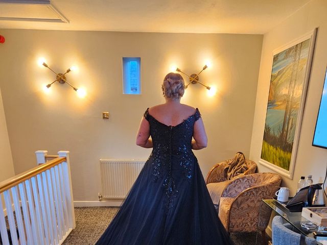 Peter  and Kelly 's Wedding in Makeney, Derbyshire 9