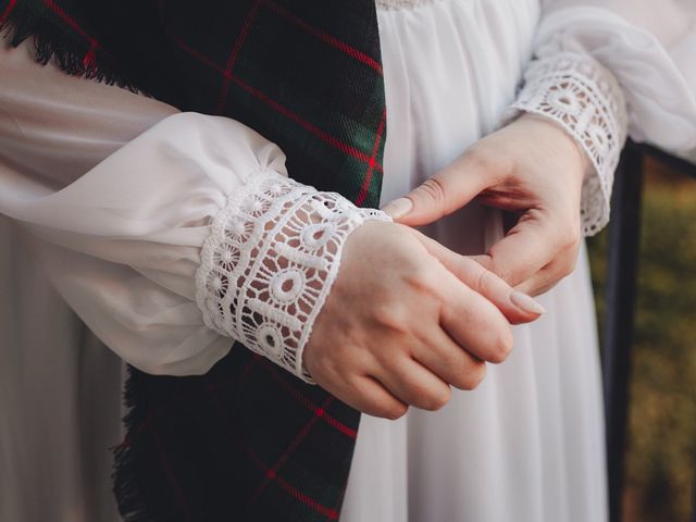 Paul and Karolina's Wedding in Edinburgh, Lothian &amp; Borders 3
