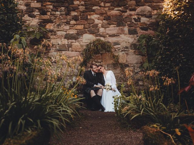 Paul and Karolina's Wedding in Edinburgh, Lothian &amp; Borders 17