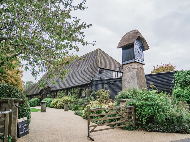 George and Amie's Wedding in Whitchurch, Hampshire 1