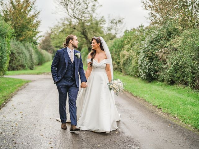 George and Amie's Wedding in Whitchurch, Hampshire 14