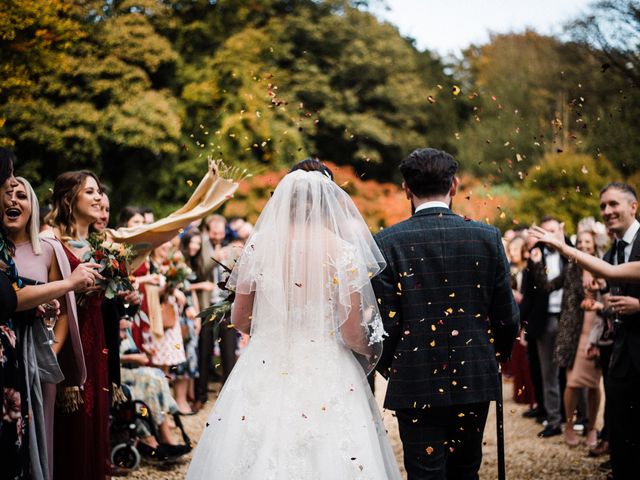 Rob and Louise&apos;s Wedding in Tetbury, Gloucestershire 61