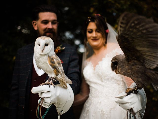 Rob and Louise&apos;s Wedding in Tetbury, Gloucestershire 64