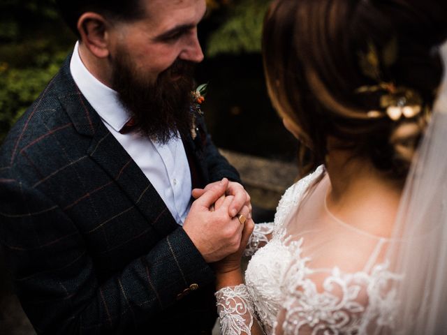 Rob and Louise&apos;s Wedding in Tetbury, Gloucestershire 71