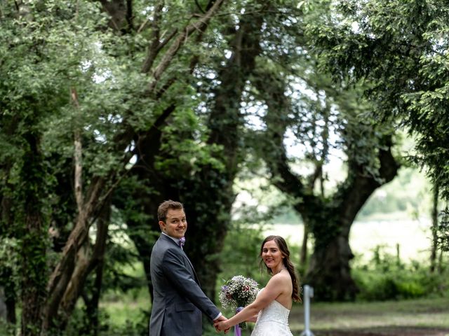 Joanne and John&apos;s Wedding in Hayling Island, Hampshire 8