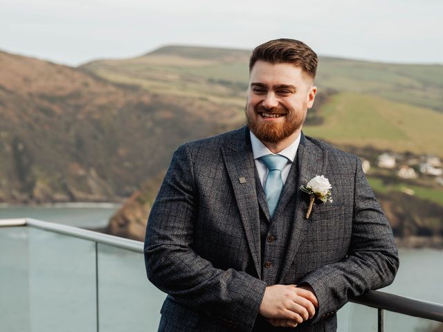 Tom and Ellie&apos;s Wedding in Ilfracombe, Devon 13