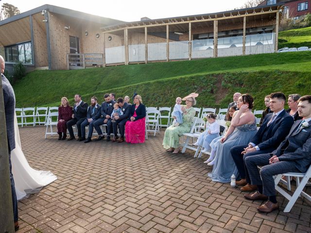 Tom and Ellie&apos;s Wedding in Ilfracombe, Devon 18