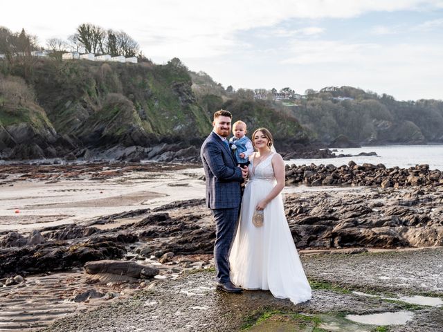 Tom and Ellie&apos;s Wedding in Ilfracombe, Devon 30