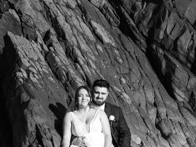 Tom and Ellie&apos;s Wedding in Ilfracombe, Devon 39