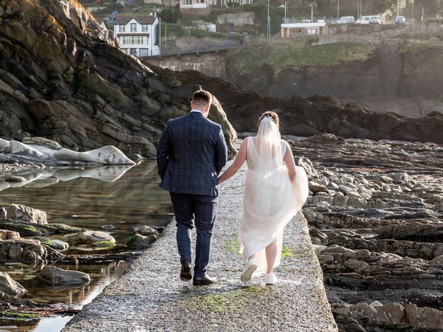 Tom and Ellie&apos;s Wedding in Ilfracombe, Devon 42