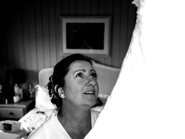 Nicky and Michael&apos;s Wedding in Cley next the Sea, Norfolk 16
