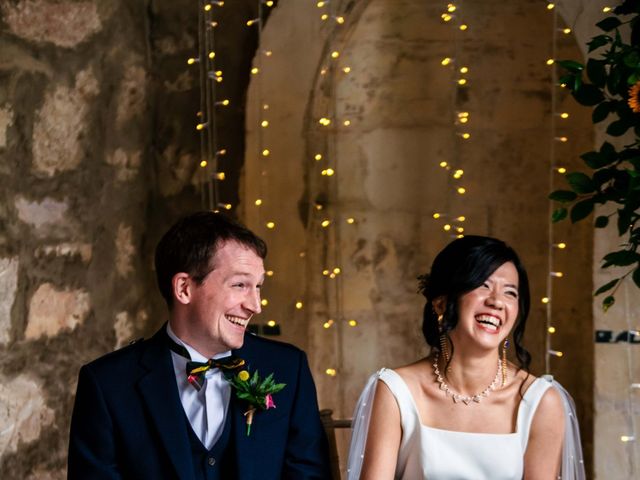Jamie and Ann&apos;s Wedding in Edinburgh, Lothian &amp; Borders 31