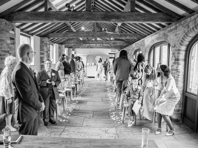 Timoty and Nicole&apos;s Wedding in Milton Keynes, Buckinghamshire 31
