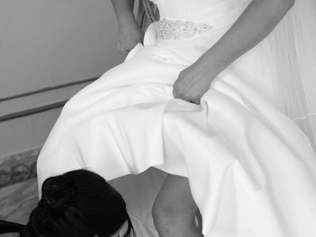 Lucy and Dan's Wedding in Halstead, Essex 7