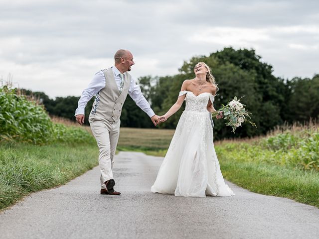 Abbie and Sam&apos;s Wedding in Nottingham, Nottinghamshire 15