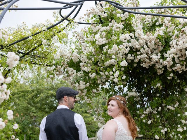 Sam and Lilly's Wedding in Bicester, Oxfordshire 15