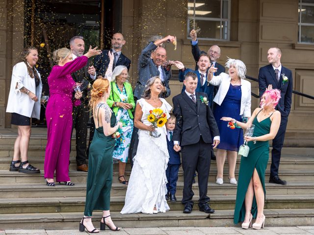 Edy Kilpatrick  and Sharon Crisp's Wedding in Kirkcaldy, Fife &amp; Angus 3