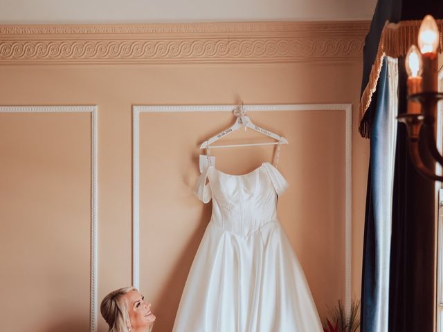 Sammie and David's Wedding in Rochford, Essex 7