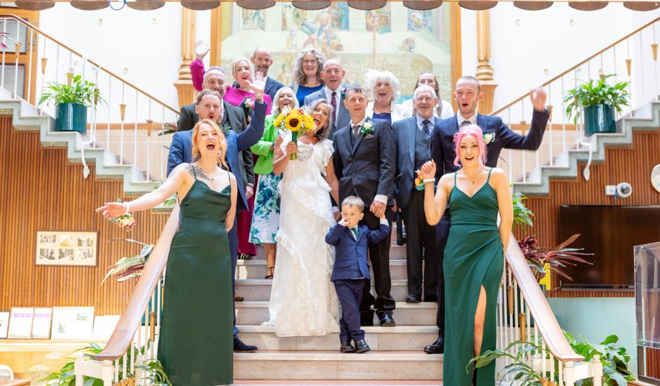 Edy Kilpatrick  and Sharon Crisp's Wedding in Kirkcaldy, Fife & Angus