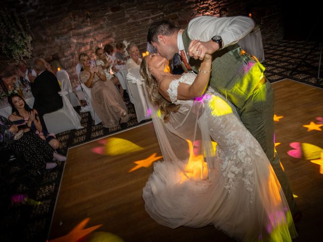 Brendan and Anna&apos;s Wedding in Skelmersdale, Lancashire 20