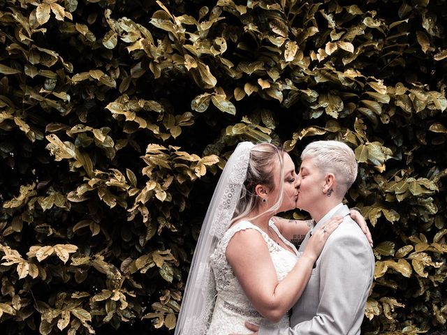 Stacey and Vicky's Wedding in Hull, East Riding of Yorkshire 3