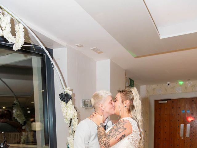 Stacey and Vicky's Wedding in Hull, East Riding of Yorkshire 9