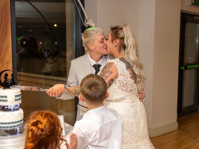 Stacey and Vicky's Wedding in Hull, East Riding of Yorkshire 10