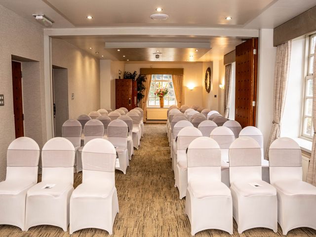 Stacey and Vicky's Wedding in Hull, East Riding of Yorkshire 22