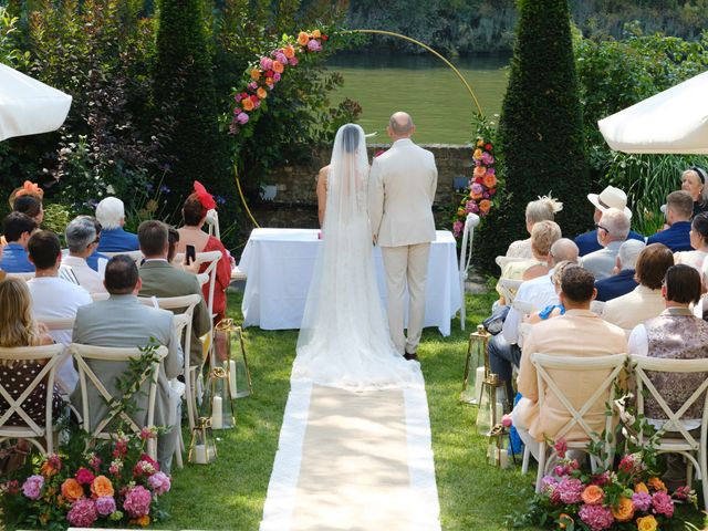Graham and Maria's Wedding in Richmond Upon Thames, South West London 16