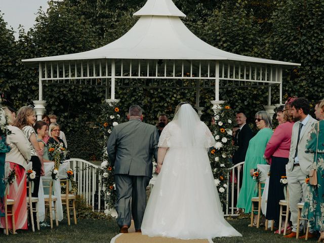 Robin and Megan&apos;s Wedding in Quendon, Hertfordshire 5