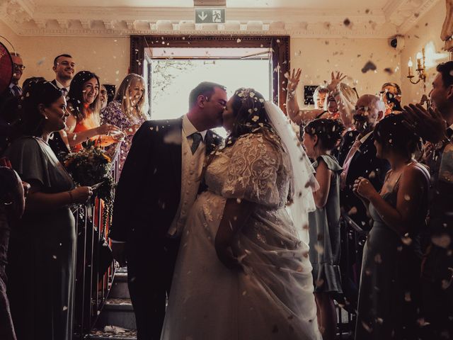 Robin and Megan&apos;s Wedding in Quendon, Hertfordshire 3