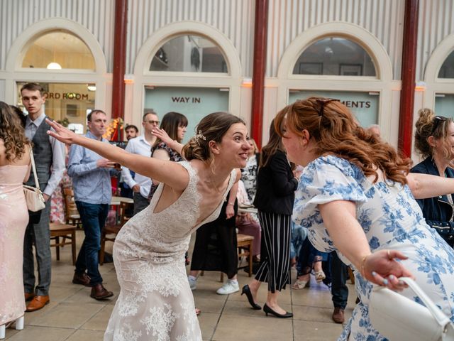 Simon and Chloe&apos;s Wedding in Aylesbury, Buckinghamshire 81